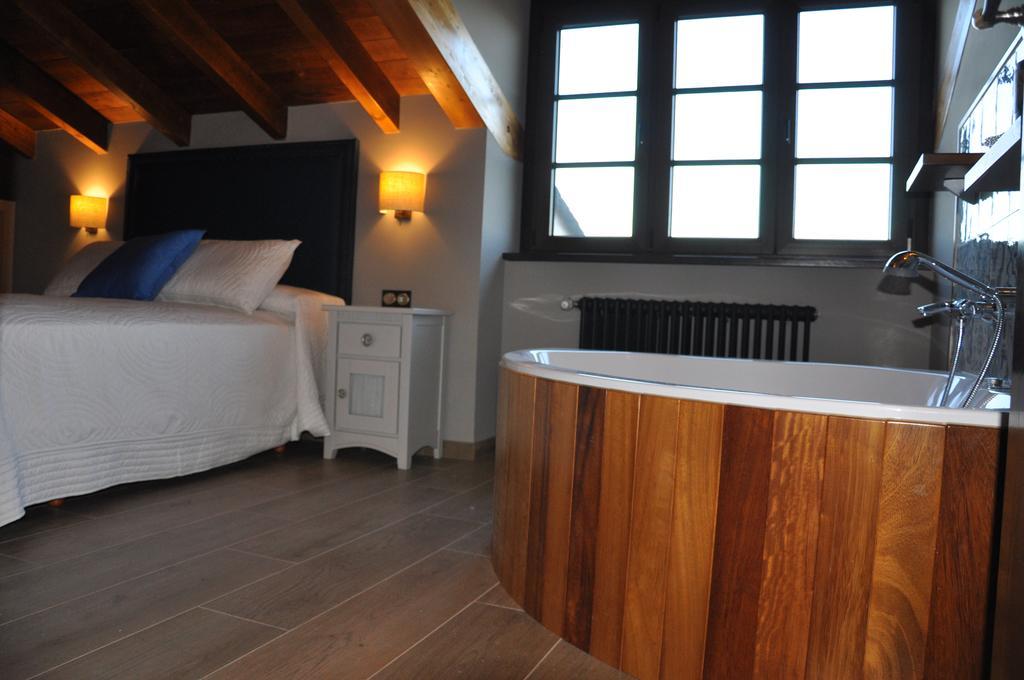 Casa Pacho Apartamentos Rurales ลัวร์กา ห้อง รูปภาพ
